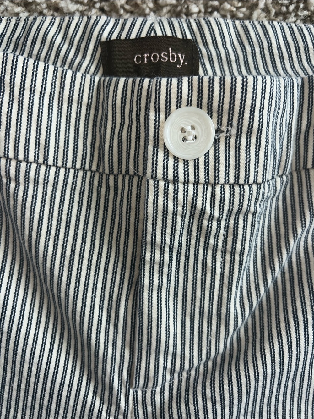 NWOT! 🇺🇸 Crosby. Navy & White Striped Cotton Blended Women's Shorts - size 8! - Picture 5 of 15
